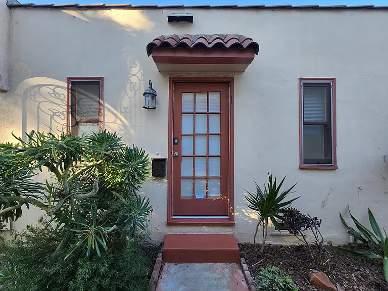 215 Carnelian St #A — Photo 2