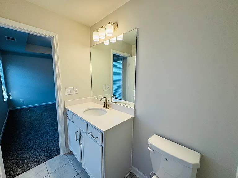 3716 Davis Cir — Photo 18
