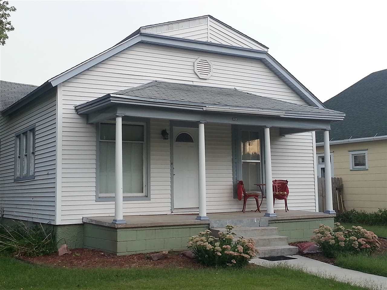 606 7th St, Fairbury, NE 68352 Zillow