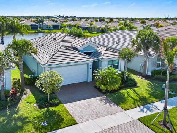 12186 SW Jasper Lake Way, Port St Lucie, FL 34987