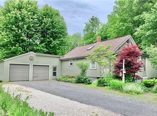 5017 Market St, Newton Falls, OH 44444