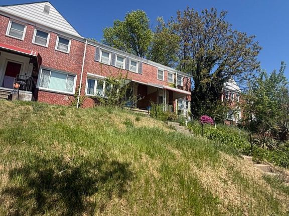 2nd image of 5914 Fenwick Ave