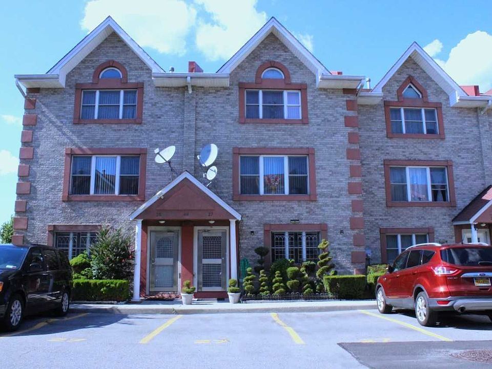 1st image of 114-27 Dalian Ct