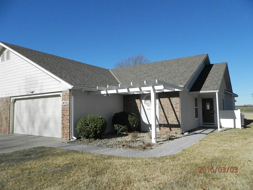 1st image of 1432 Stone Bridge Dr