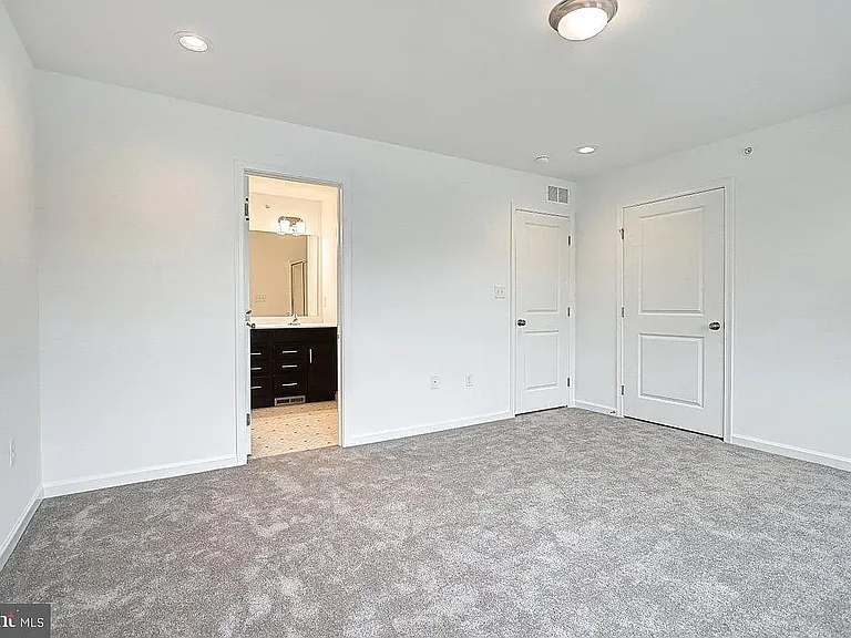 326 Magnolia Ln — Photo 10