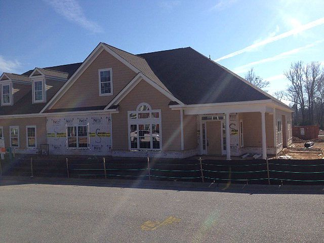 1st image of 4201 Amberley Dr