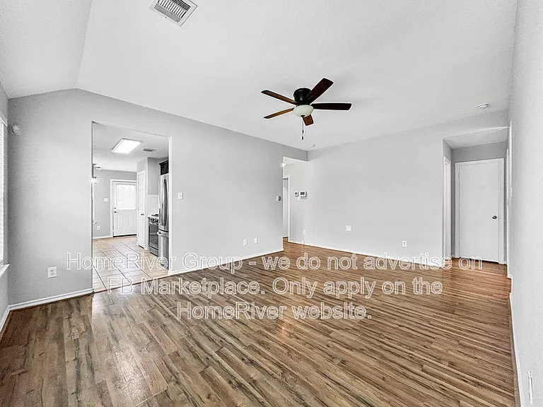 4311 Amaryllis Ave — Photo 7