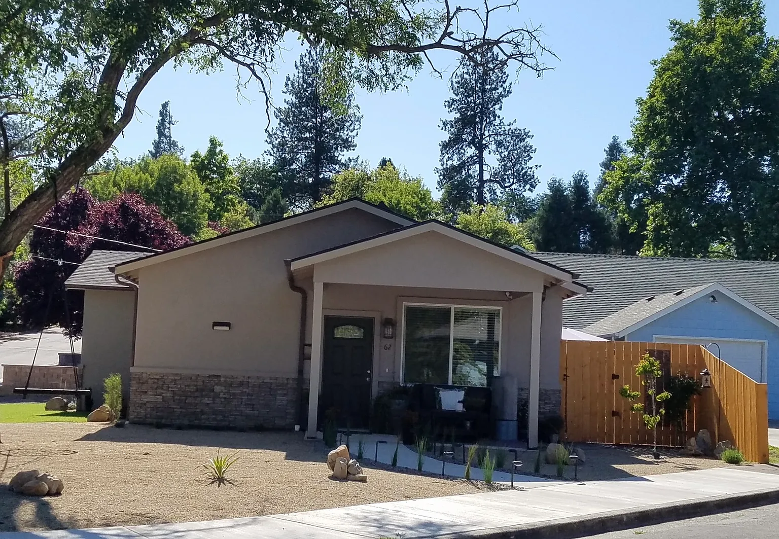62 Eastwood Dr photo 1