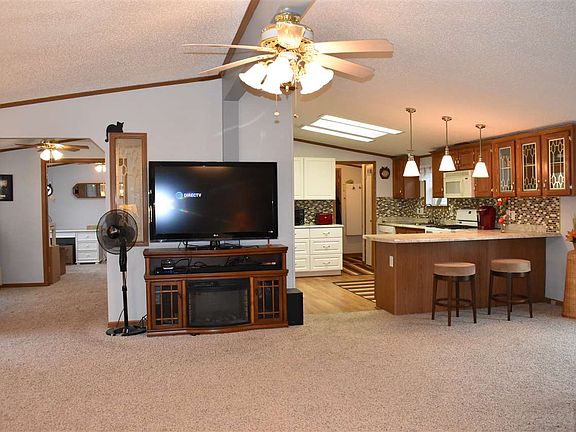 3rd image of 5545 Cypress Ln