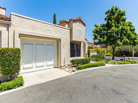 3rd image of 12582 Calle Tamega Unit 104
