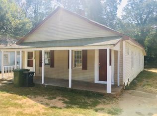 1324 D F Fuller Dr, Griffin, GA 30224