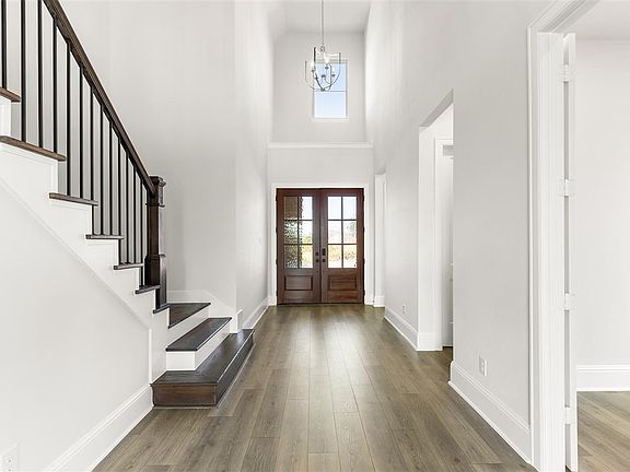 Brookdale II A foyer