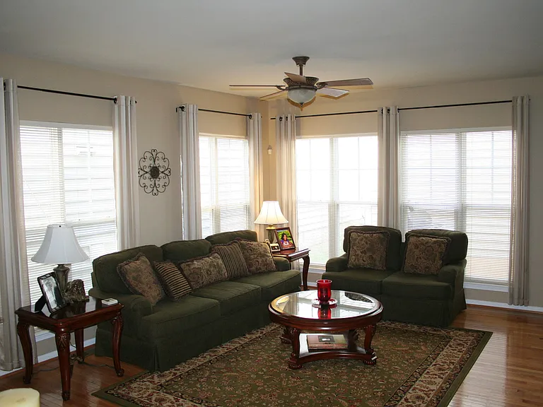 9135 Stonegarden Dr — Photo 28
