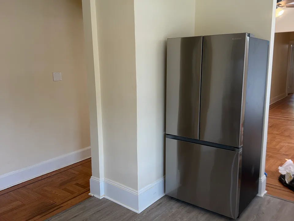 474 Broad St #4