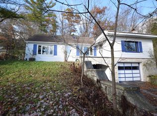 1489 Hillside Ln, Hubertus, WI 53033