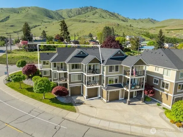 230 E Furnham Ave #C3, Chelan, WA 98816