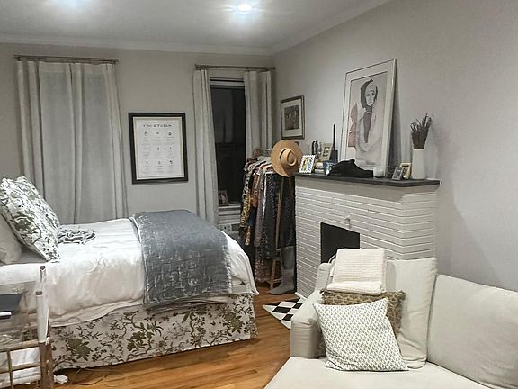 5th image of 118 W 3rd St #2R