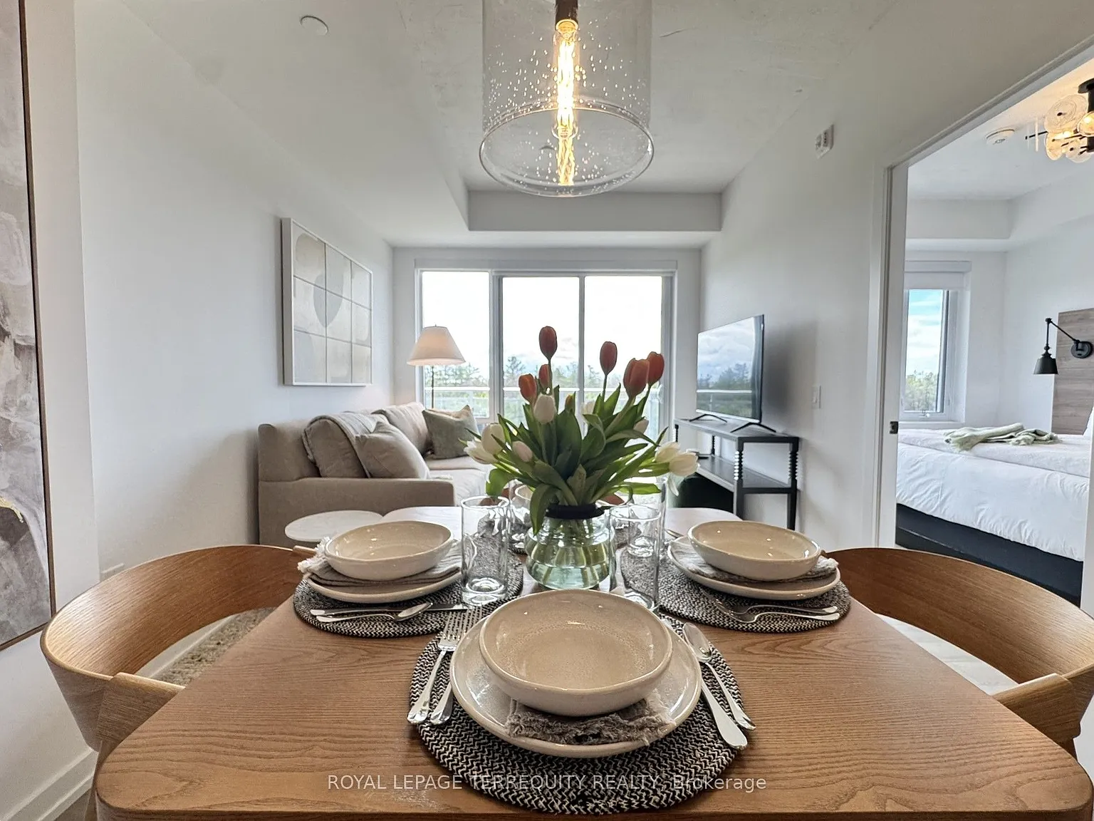 2 bed, $2,500 — Photo 3