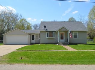 135 N Kingsbury Ave, Athens, MI 49011