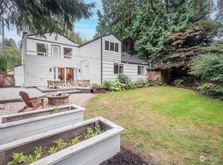 9323 Forest Ct SW, Seattle, WA 98136