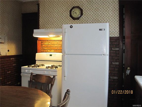 3rd image of 65 University Ave