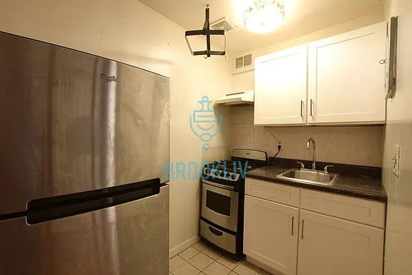 Rented by null | media 13