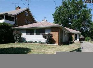 1354 Nicholson Ave, Lakewood, OH 44107
