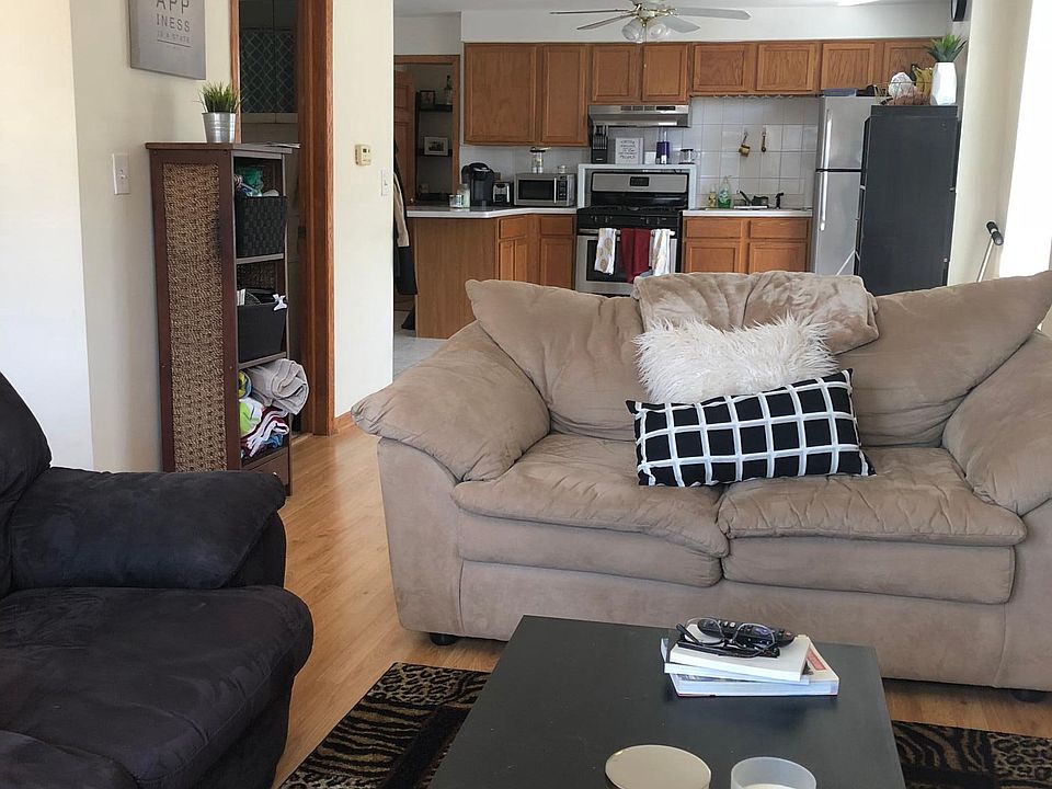 1st image of 1356 W Grand Ave APT 4F