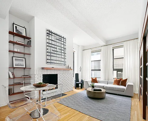 Sold by Compass | media 1