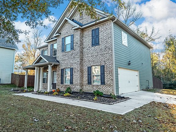 Corner Lot Near Amenities