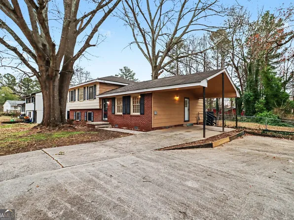 795 Middlebrook Dr, Jonesboro, GA 30236