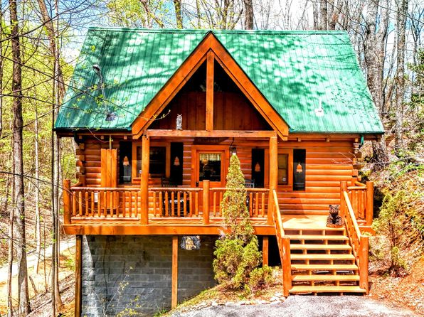 2310 Raymond Hollow Rd, Sevierville, TN 37876