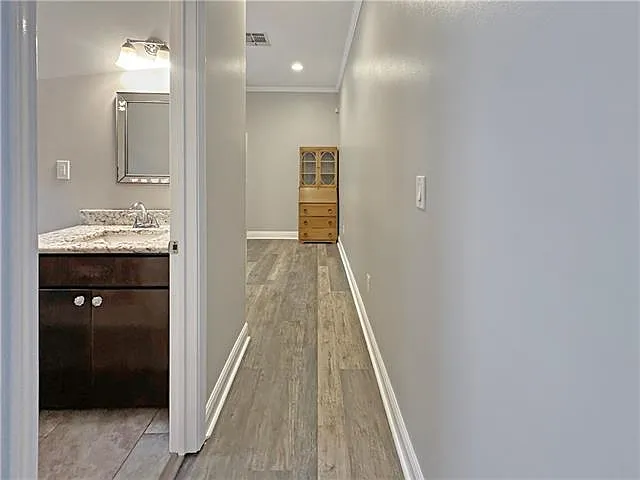 2321 Chartres St #A — Photo 6