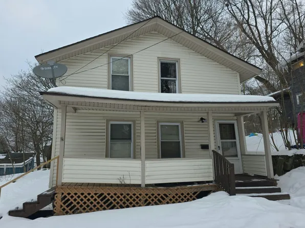 7 Lexington Pl, Jamestown, NY 14701