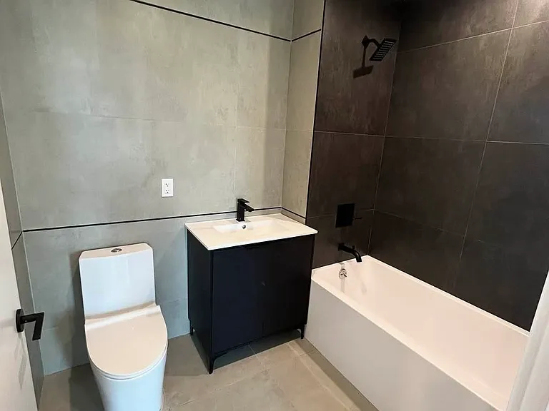 31-88 44th St #2 — Photo 3