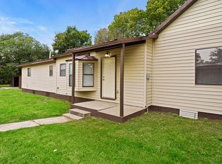 1017 E 1st Ave, Caney, KS 67333