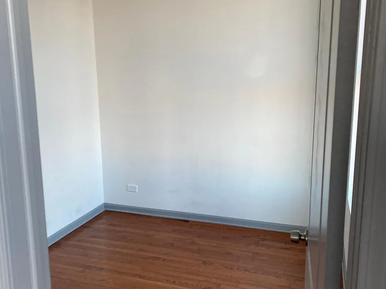 2301 W Cullerton St #2F — Photo 3
