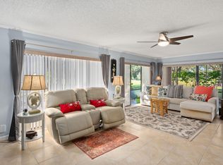 9460 Meadowood Drive #103, Fort Pierce, FL 34951