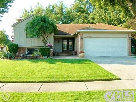 1Front 1 (Custom).jpg