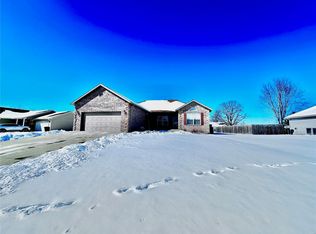 140 Mesa Dr, Waynesville, MO 65583