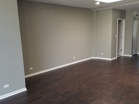 4th image of 3516 N Sheffield Ave APT 4RN