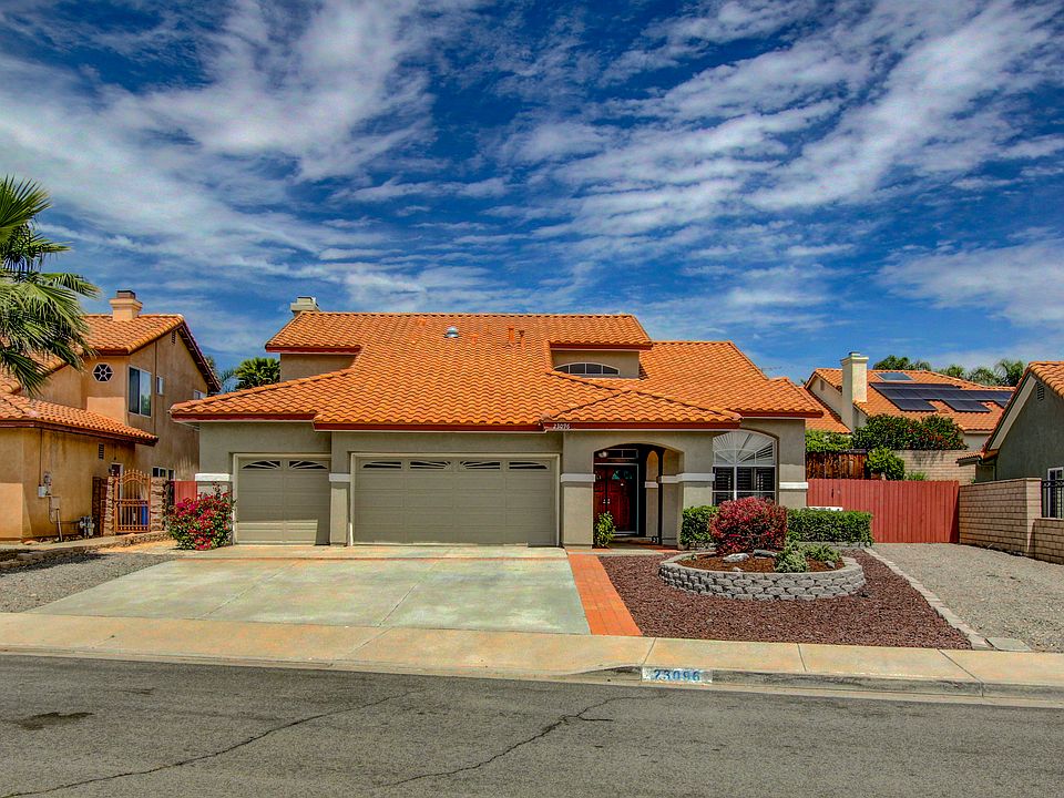 1st image of 23096 Boxwood Ct