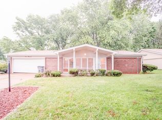 400 Harpers Ferry Rd, Belleville, IL 62221
