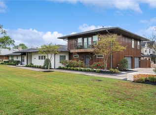 805 S Dexter Dr, College Station, TX 77840