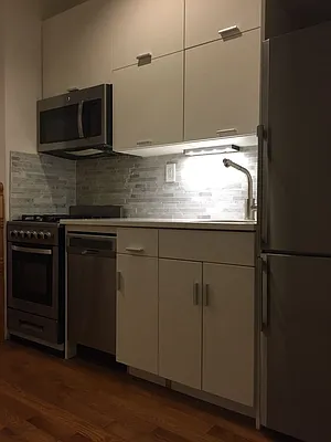 Rented by Platinum Properties | media 26