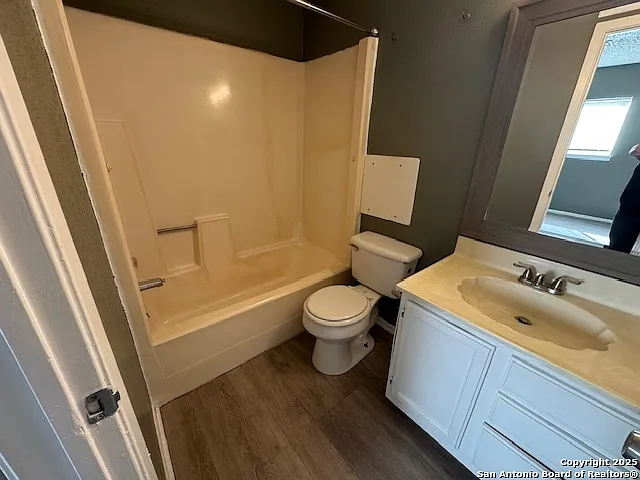 10010 Amber Field Dr — Photo 15