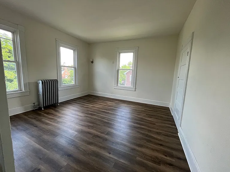 57 Burke Avenue — Photo 4