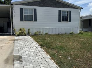 1570 SW 64th Way, Boca Raton, FL 33428