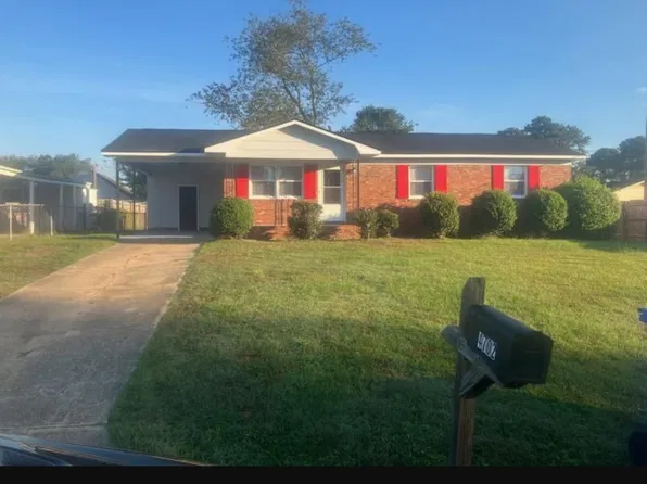 4702 Watauga Rd, Fayetteville, NC 28304