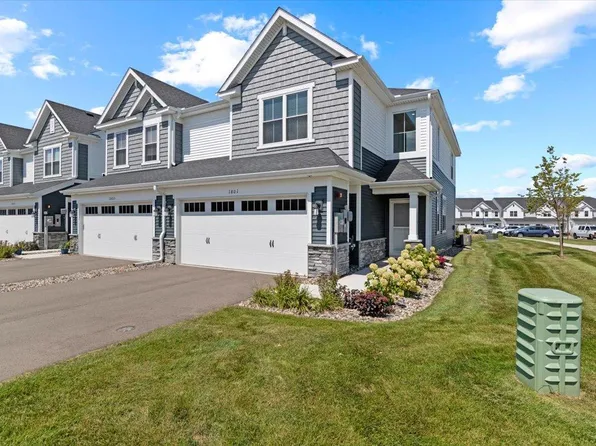 1801 Arbor Ln, Carver, MN 55315